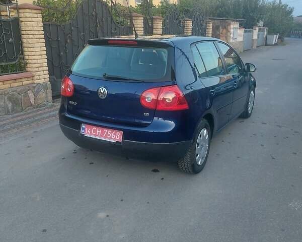 Синий Фольксваген Gol, объемом двигателя 1.6 л и пробегом 182 тыс. км за 5650 $, фото 3 на Automoto.ua