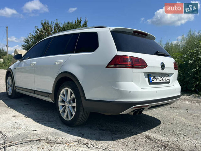 Белый Фольксваген Golf Alltrack, объемом двигателя 1.97 л и пробегом 284 тыс. км за 15500 $, фото 2 на Automoto.ua