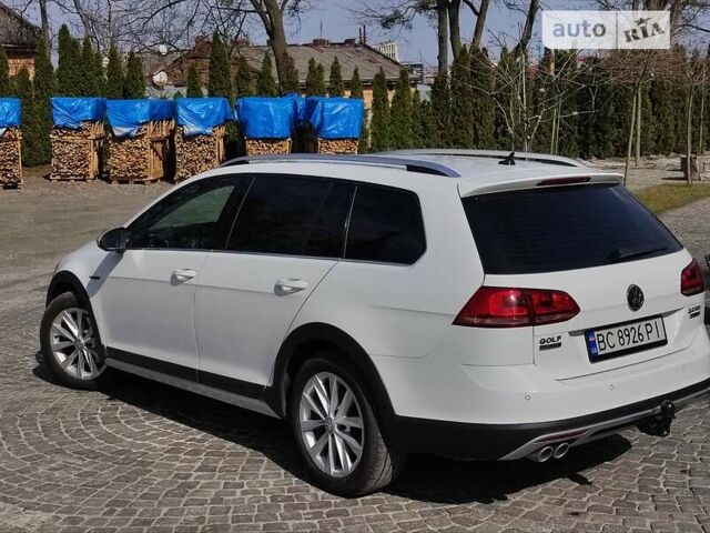 Білий Фольксваген Golf Alltrack, об'ємом двигуна 2 л та пробігом 268 тис. км за 16100 $, фото 9 на Automoto.ua