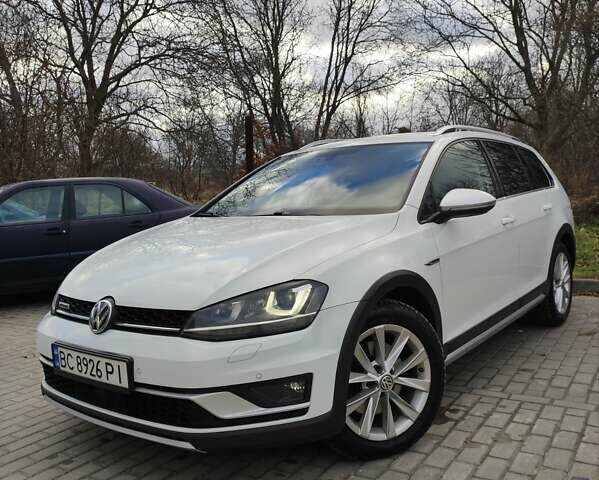 Білий Фольксваген Golf Alltrack, об'ємом двигуна 1.97 л та пробігом 282 тис. км за 14700 $, фото 8 на Automoto.ua