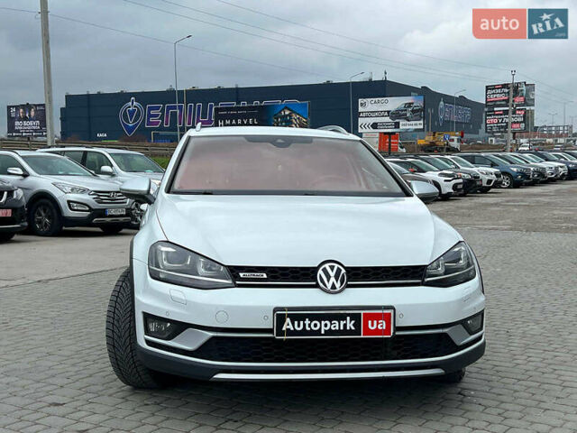 Белый Фольксваген Golf Alltrack, объемом двигателя 2 л и пробегом 287 тыс. км за 14540 $, фото 16 на Automoto.ua