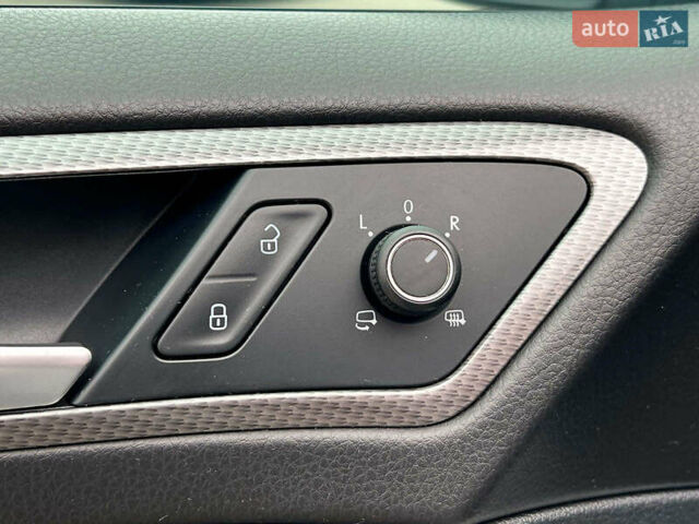 Белый Фольксваген Golf Alltrack, объемом двигателя 2 л и пробегом 287 тыс. км за 14540 $, фото 19 на Automoto.ua