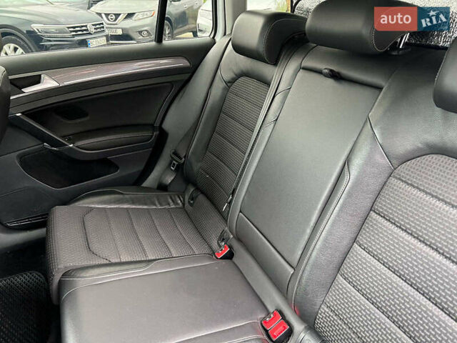 Белый Фольксваген Golf Alltrack, объемом двигателя 2 л и пробегом 287 тыс. км за 14540 $, фото 32 на Automoto.ua