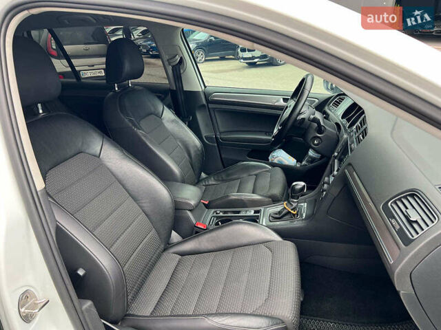 Белый Фольксваген Golf Alltrack, объемом двигателя 2 л и пробегом 287 тыс. км за 14540 $, фото 37 на Automoto.ua