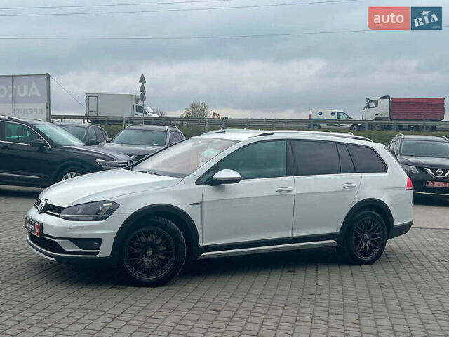 Белый Фольксваген Golf Alltrack, объемом двигателя 2 л и пробегом 287 тыс. км за 14540 $, фото 3 на Automoto.ua