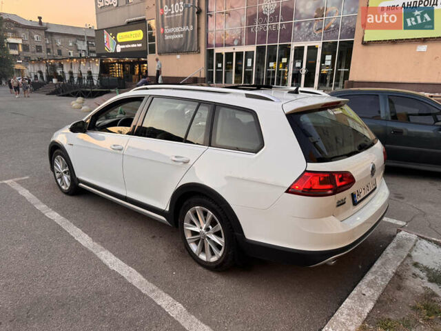 Белый Фольксваген Golf Alltrack, объемом двигателя 1.8 л и пробегом 107 тыс. км за 13900 $, фото 73 на Automoto.ua