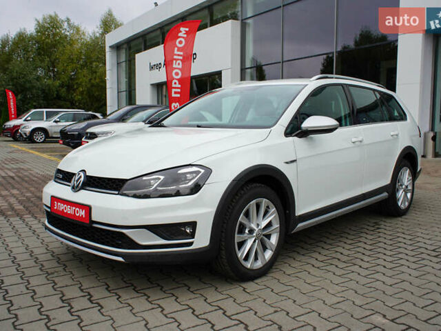 Білий Фольксваген Golf Alltrack, об'ємом двигуна 1.8 л та пробігом 132 тис. км за 14800 $, фото 8 на Automoto.ua