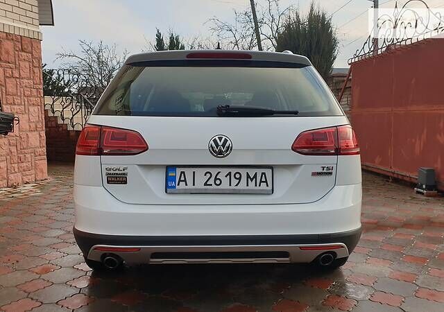 Белый Фольксваген Golf Alltrack, объемом двигателя 1.8 л и пробегом 87 тыс. км за 13999 $, фото 5 на Automoto.ua