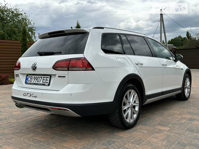 Білий Фольксваген Golf Alltrack, об'ємом двигуна 2 л та пробігом 105 тис. км за 21800 $, фото 10 на Automoto.ua