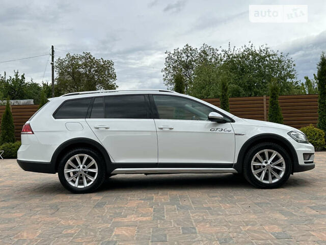 Белый Фольксваген Golf Alltrack, объемом двигателя 2 л и пробегом 105 тыс. км за 21800 $, фото 8 на Automoto.ua