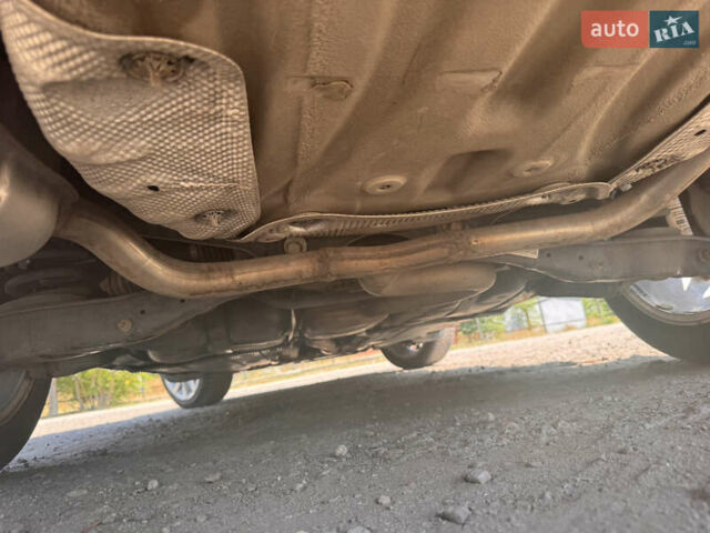 Белый Фольксваген Golf Alltrack, объемом двигателя 1.8 л и пробегом 107 тыс. км за 15000 $, фото 10 на Automoto.ua