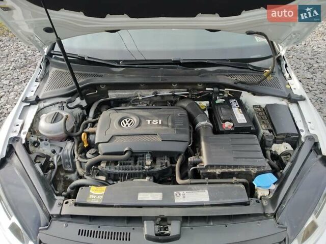 Белый Фольксваген Golf Alltrack, объемом двигателя 1.8 л и пробегом 94 тыс. км за 17300 $, фото 9 на Automoto.ua