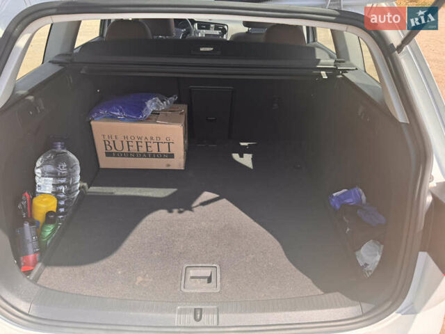 Белый Фольксваген Golf Alltrack, объемом двигателя 1.8 л и пробегом 107 тыс. км за 13900 $, фото 35 на Automoto.ua