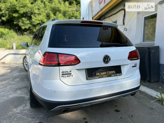 Білий Фольксваген Golf Alltrack, об'ємом двигуна 1.8 л та пробігом 116 тис. км за 13900 $, фото 19 на Automoto.ua