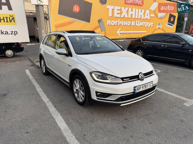 Белый Фольксваген Golf Alltrack, объемом двигателя 1.8 л и пробегом 107 тыс. км за 13900 $, фото 75 на Automoto.ua