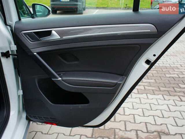 Білий Фольксваген Golf Alltrack, об'ємом двигуна 1.8 л та пробігом 132 тис. км за 14800 $, фото 33 на Automoto.ua