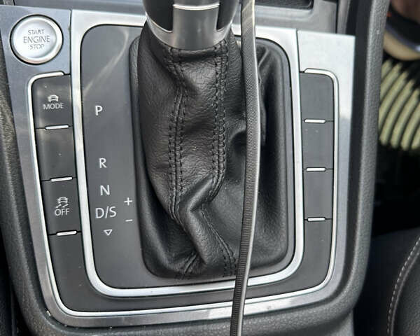 Белый Фольксваген Golf Alltrack, объемом двигателя 1.8 л и пробегом 75 тыс. км за 14600 $, фото 14 на Automoto.ua