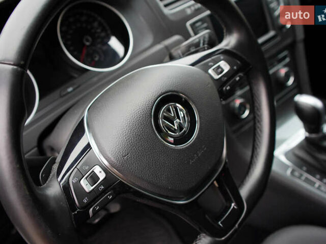 Білий Фольксваген Golf Alltrack, об'ємом двигуна 1.8 л та пробігом 132 тис. км за 14800 $, фото 18 на Automoto.ua