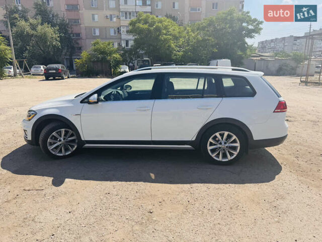 Белый Фольксваген Golf Alltrack, объемом двигателя 1.8 л и пробегом 107 тыс. км за 13900 $, фото 14 на Automoto.ua