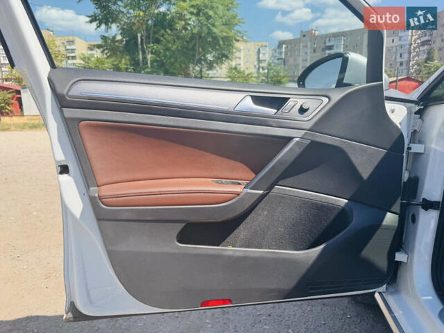 Белый Фольксваген Golf Alltrack, объемом двигателя 1.8 л и пробегом 107 тыс. км за 13900 $, фото 27 на Automoto.ua