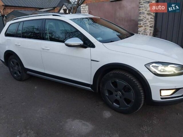 Белый Фольксваген Golf Alltrack, объемом двигателя 2 л и пробегом 234 тыс. км за 18200 $, фото 3 на Automoto.ua