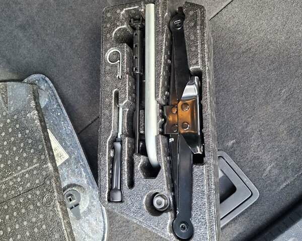 Белый Фольксваген Golf Alltrack, объемом двигателя 2 л и пробегом 192 тыс. км за 18800 $, фото 28 на Automoto.ua