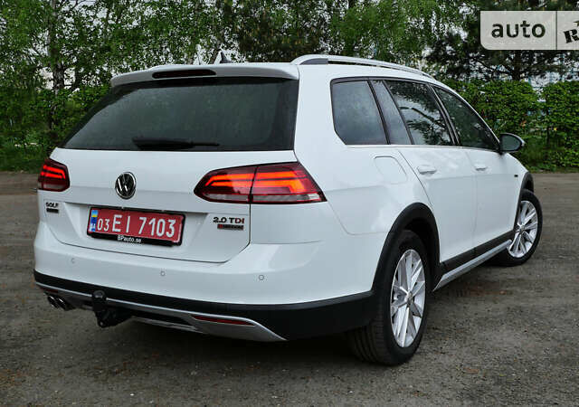 Белый Фольксваген Golf Alltrack, объемом двигателя 2 л и пробегом 188 тыс. км за 19500 $, фото 12 на Automoto.ua