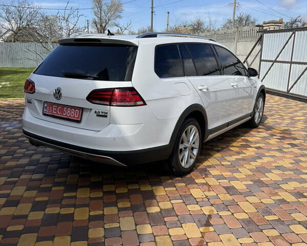 Белый Фольксваген Golf Alltrack, объемом двигателя 0 л и пробегом 236 тыс. км за 18500 $, фото 4 на Automoto.ua