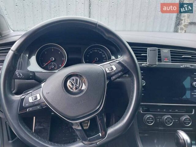 Белый Фольксваген Golf Alltrack, объемом двигателя 2 л и пробегом 234 тыс. км за 18200 $, фото 5 на Automoto.ua