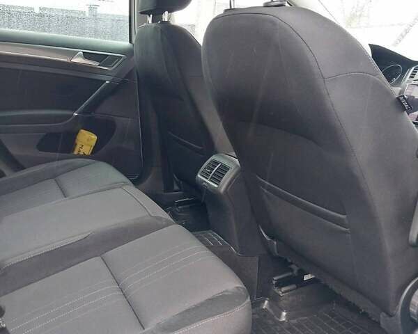 Белый Фольксваген Golf Alltrack, объемом двигателя 2 л и пробегом 234 тыс. км за 18200 $, фото 13 на Automoto.ua