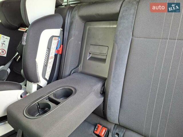 Белый Фольксваген Golf Alltrack, объемом двигателя 2 л и пробегом 192 тыс. км за 18800 $, фото 19 на Automoto.ua