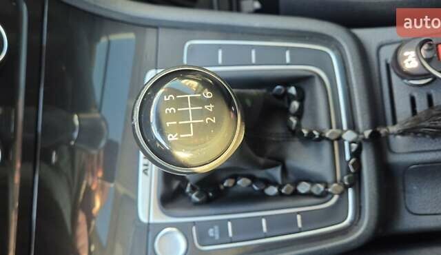 Білий Фольксваген Golf Alltrack, об'ємом двигуна 1.8 л та пробігом 25 тис. км за 16900 $, фото 28 на Automoto.ua