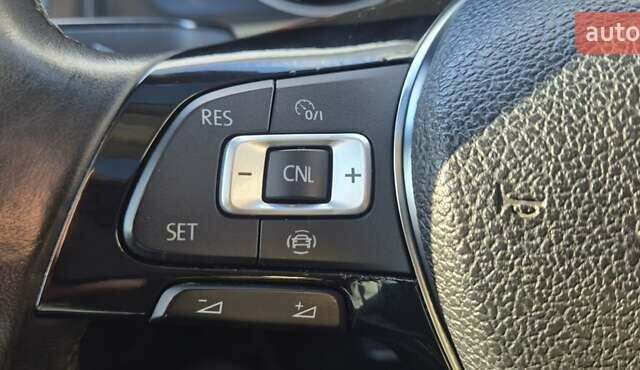 Білий Фольксваген Golf Alltrack, об'ємом двигуна 1.8 л та пробігом 25 тис. км за 16900 $, фото 32 на Automoto.ua