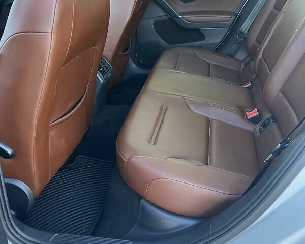 Белый Фольксваген Golf Alltrack, объемом двигателя 1.8 л и пробегом 148 тыс. км за 16000 $, фото 28 на Automoto.ua