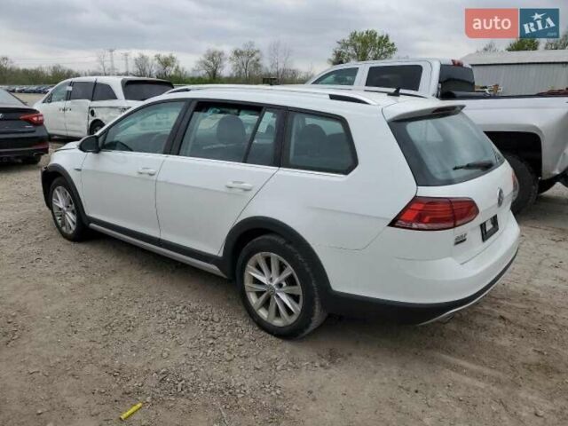 Белый Фольксваген Golf Alltrack, объемом двигателя 1.8 л и пробегом 100 тыс. км за 9700 $, фото 4 на Automoto.ua