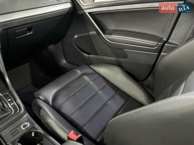 Белый Фольксваген Golf Alltrack, объемом двигателя 1.8 л и пробегом 58 тыс. км за 15999 $, фото 27 на Automoto.ua