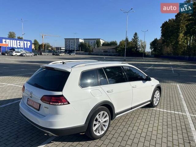 Белый Фольксваген Golf Alltrack, объемом двигателя 1.8 л и пробегом 148 тыс. км за 16000 $, фото 13 на Automoto.ua