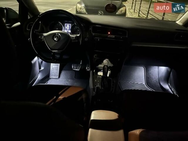 Белый Фольксваген Golf Alltrack, объемом двигателя 1.8 л и пробегом 148 тыс. км за 16000 $, фото 32 на Automoto.ua