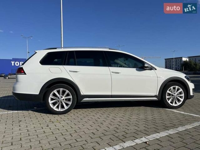 Белый Фольксваген Golf Alltrack, объемом двигателя 1.8 л и пробегом 148 тыс. км за 16000 $, фото 6 на Automoto.ua