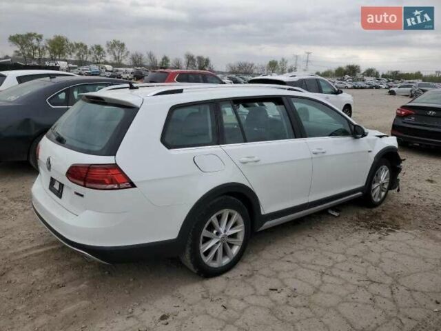 Белый Фольксваген Golf Alltrack, объемом двигателя 1.8 л и пробегом 100 тыс. км за 9700 $, фото 5 на Automoto.ua