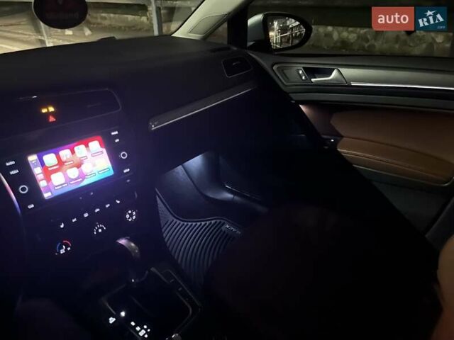 Белый Фольксваген Golf Alltrack, объемом двигателя 1.8 л и пробегом 148 тыс. км за 16000 $, фото 33 на Automoto.ua