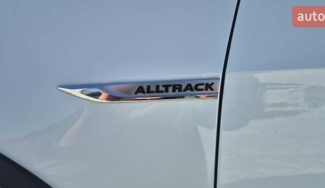 Білий Фольксваген Golf Alltrack, об'ємом двигуна 1.8 л та пробігом 25 тис. км за 16900 $, фото 15 на Automoto.ua