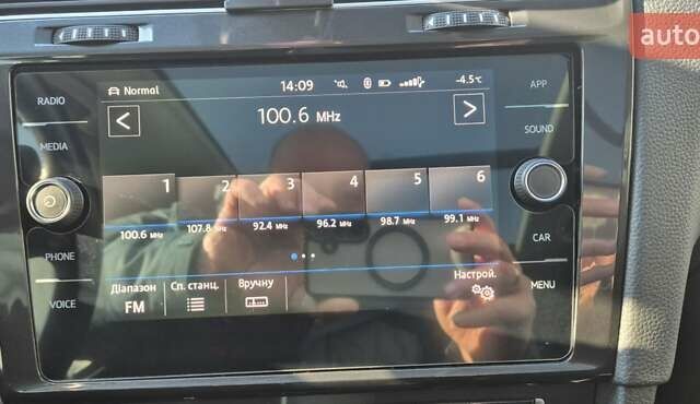 Білий Фольксваген Golf Alltrack, об'ємом двигуна 1.8 л та пробігом 25 тис. км за 16900 $, фото 26 на Automoto.ua