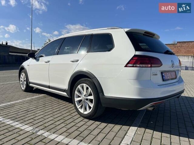 Белый Фольксваген Golf Alltrack, объемом двигателя 1.8 л и пробегом 148 тыс. км за 16000 $, фото 7 на Automoto.ua