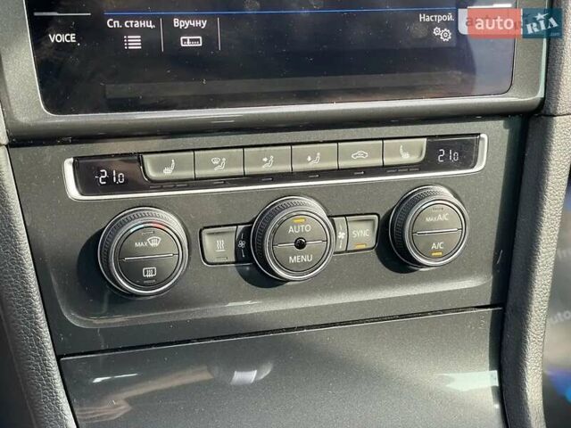 Белый Фольксваген Golf Alltrack, объемом двигателя 1.97 л и пробегом 298 тыс. км за 17900 $, фото 11 на Automoto.ua