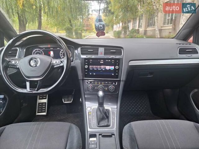 Белый Фольксваген Golf Alltrack, объемом двигателя 1.97 л и пробегом 298 тыс. км за 17900 $, фото 32 на Automoto.ua