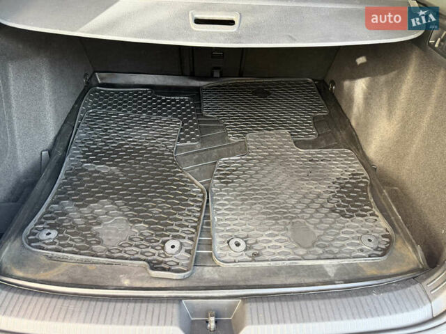 Білий Фольксваген Golf Alltrack, об'ємом двигуна 2 л та пробігом 198 тис. км за 24900 $, фото 35 на Automoto.ua