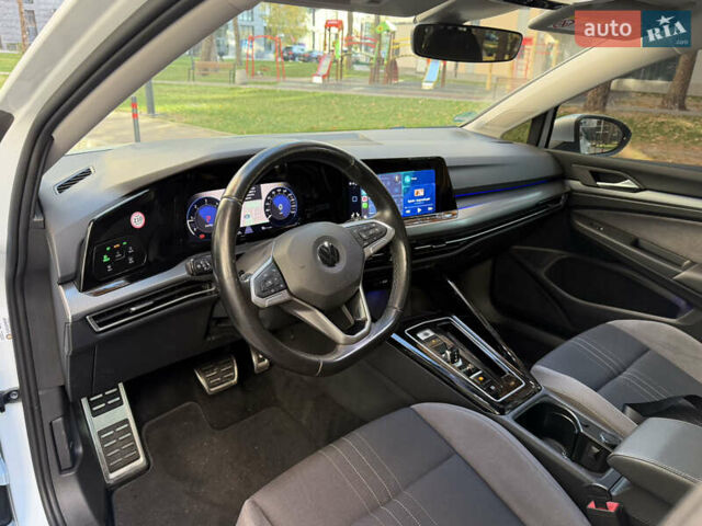Білий Фольксваген Golf Alltrack, об'ємом двигуна 2 л та пробігом 198 тис. км за 24900 $, фото 37 на Automoto.ua