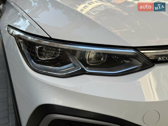 Білий Фольксваген Golf Alltrack, об'ємом двигуна 2 л та пробігом 198 тис. км за 24900 $, фото 25 на Automoto.ua