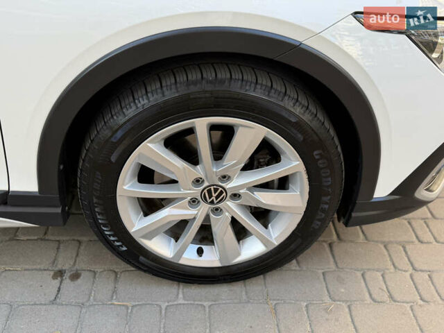 Білий Фольксваген Golf Alltrack, об'ємом двигуна 2 л та пробігом 198 тис. км за 24900 $, фото 24 на Automoto.ua